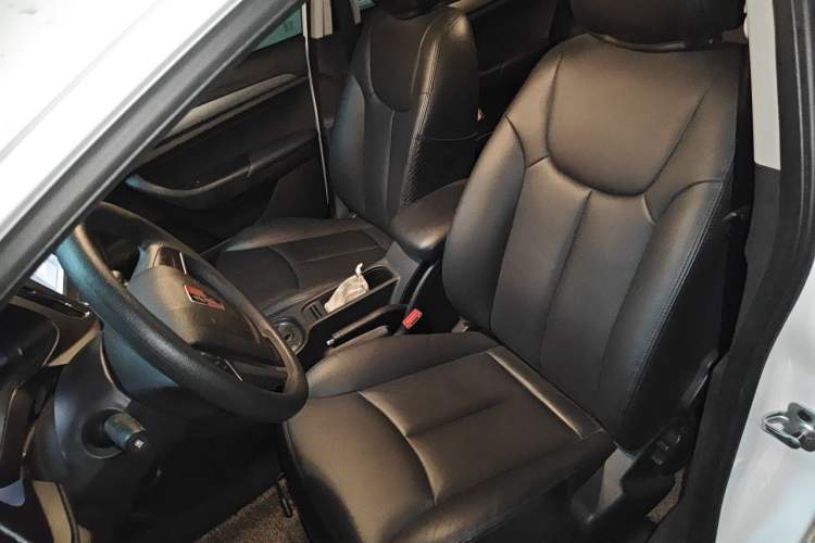 Used Roewe 360 2015 1.5L Automatic Luxury Edition
