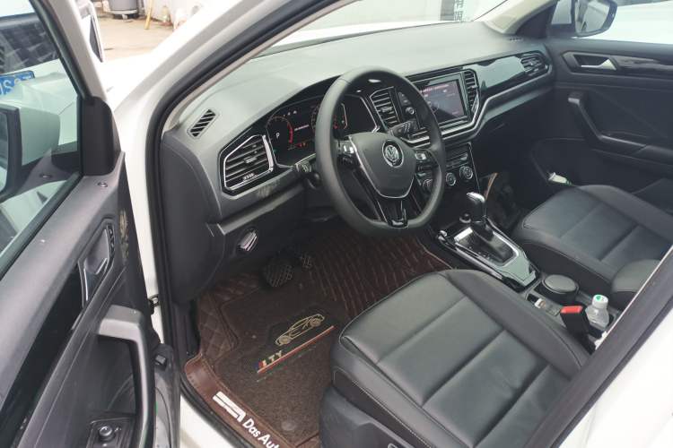 Used Volkswagen T-ROC 2020 280TSI DSG Two-Wheel Drive Comfort Version
