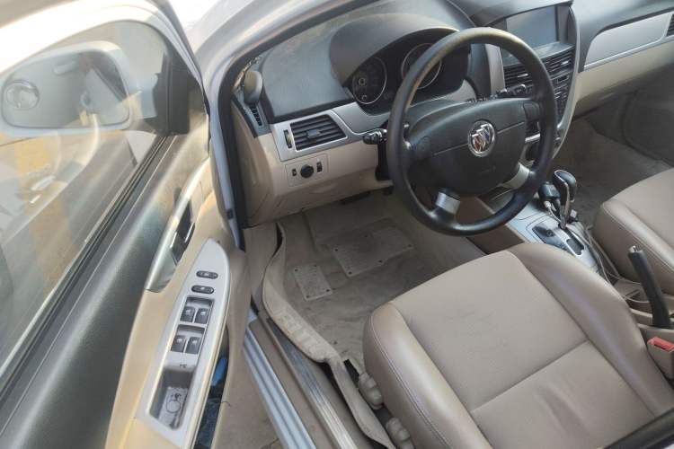 Used Buick Excelle 2013 1.5L Automatic Classic Model