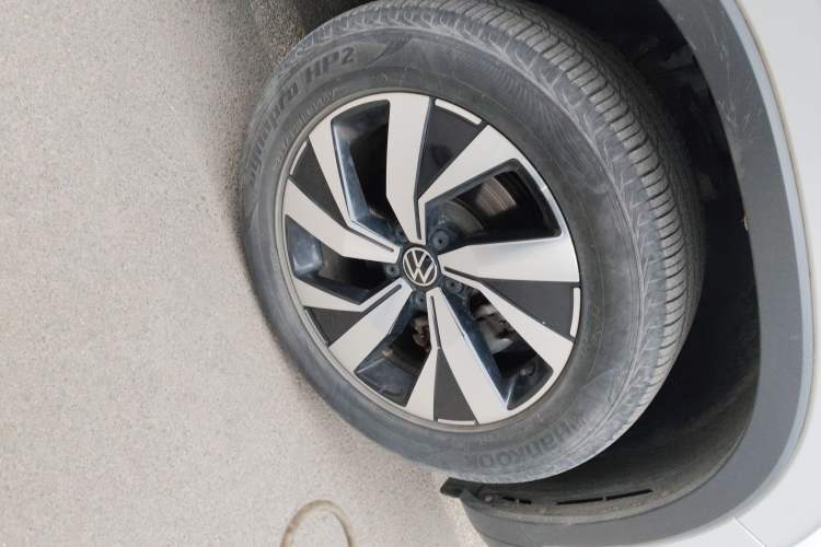 Used Volkswagen Tayron 2022 280TSI Two-Wheel Drive Luxury Smart Connectivity Version
