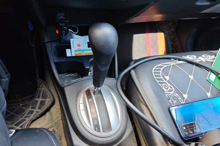 Used Honda Fit 2011 1.3L automatic comfort version
