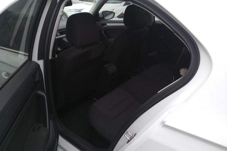 Used Volkswagen Bora 2018 1.5L Automatic Fashion Model Left Rear Seat