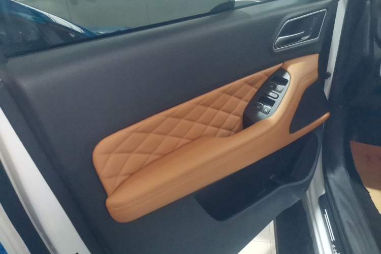 Used Great Wall Poer 2021 2.0T Global Version Automatic Diesel 4x4 Sporty Standard Cab GW4D20M
