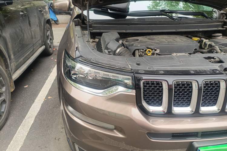 Used Jeep Grand Commander 2018 2.0T Four-Wheel Drive Prestige Edition China V Right Front Headlight