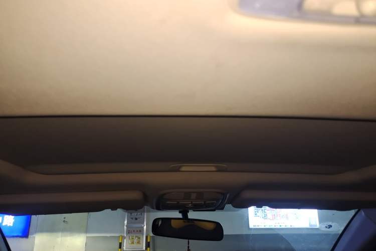 Used Haval H6 2019 Sport Edition 1.5T Automatic Two-Wheel Drive Elite Model China VI Headliner