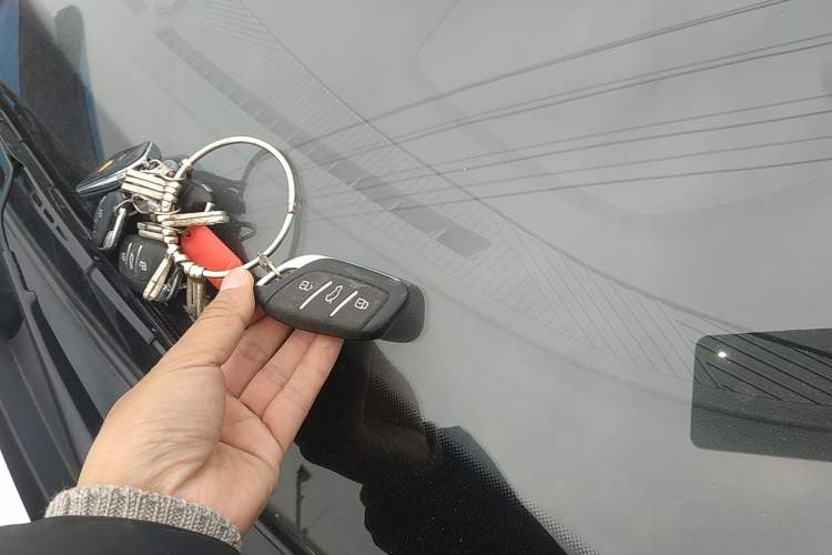 Used Roewe i5 2021 1.5L CVT Platinum Edition
