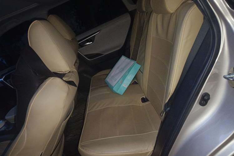 Used Toyota Wildlander 2022 Dual-Engine 2.5L E-CVT Two-Wheel Drive Luxury Edition
