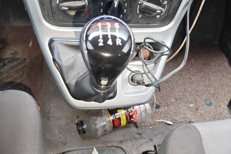 Used CHANGAN KAICHENG Ruixing M90 2021 2.0L Standard Version Flat-Top Liftgate 6-Seater LJ481Q6
