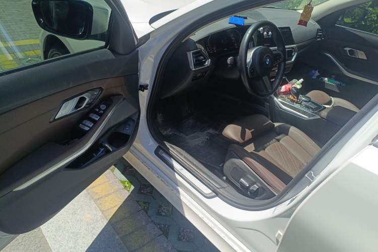 Used BMW 3 Series 2022 Updated 325Li M Sport Package
