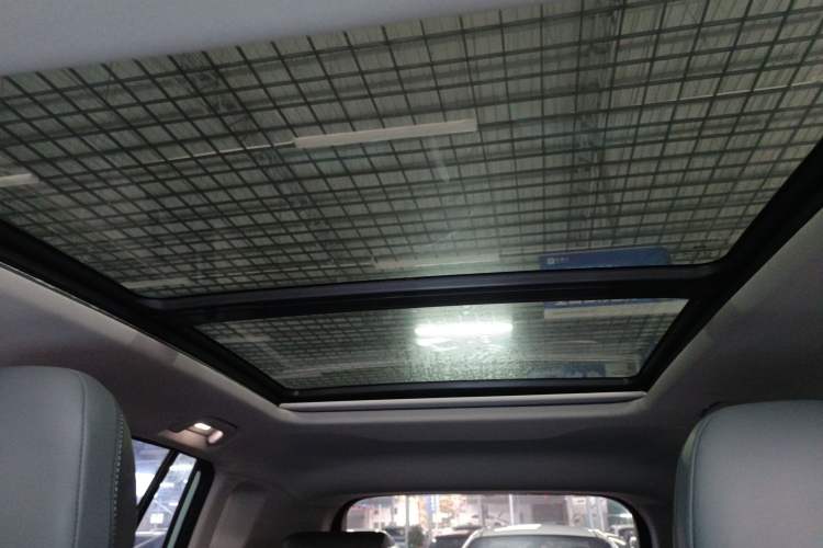 Used AION Y 2023 Younger Headliner