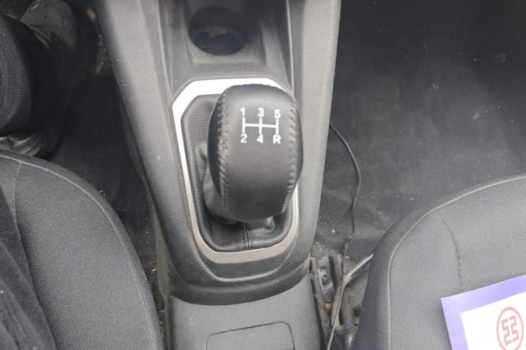 Used Peugeot 301 2014 1.6L Manual Comfort Edition Gear Lever