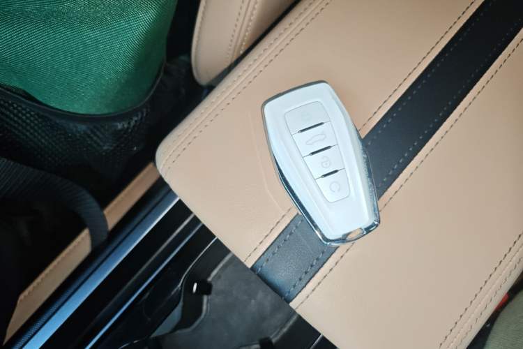 Used Geely Auto icon 2023 1.5TD Chocolate Luxe Edition