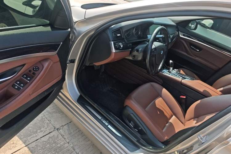 Used BMW 5 Series 2014 520Li Elegant Model Driver Seat
