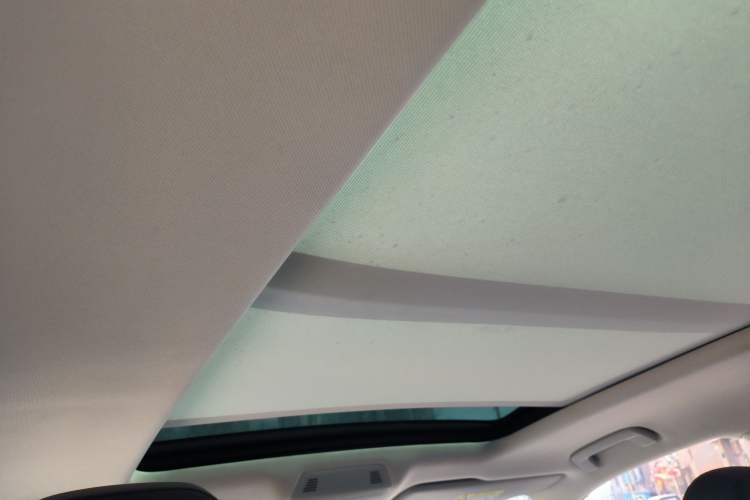 Used Volkswagen Tavendor 2023 380TSI Four-Wheel Drive R-Line First Edition Headliner