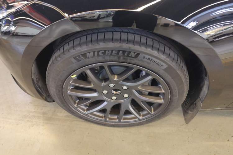 Used Tesla Model 3 2023 Rear-Wheel-Drive Version