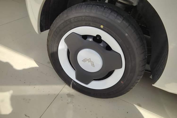 Used Wuling Hongguang MINIEV 2024 3rd Generation 215km Youth Edition Exterior 5