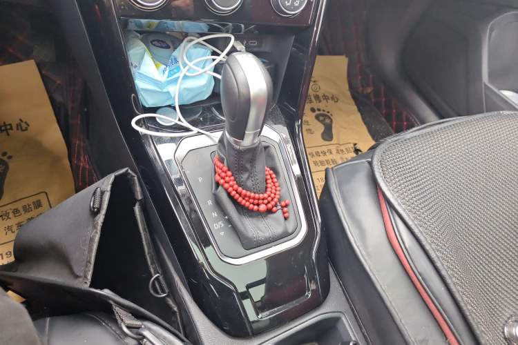 Used Volkswagen T-ROC 2022 280TSI DSG Two-Wheel Drive Comfort PLUS