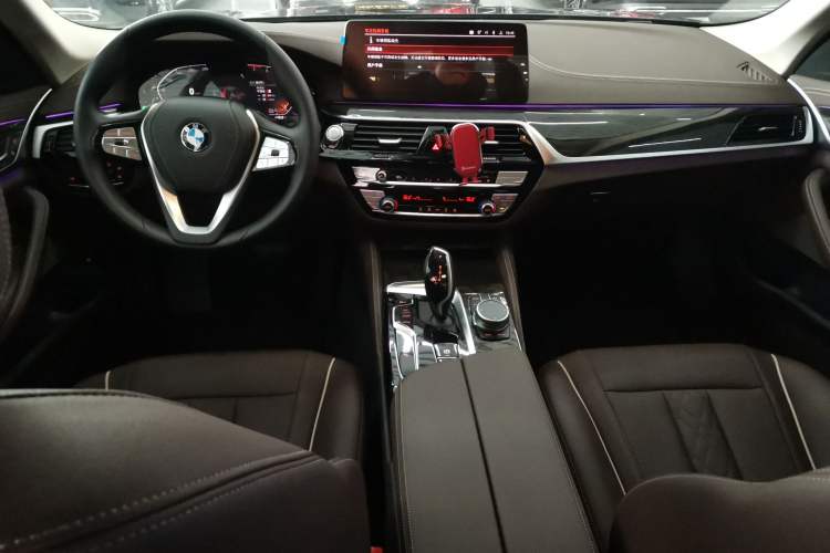 Used BMW 5 Series 2022 Second Facelift 525Li Luxury Package
