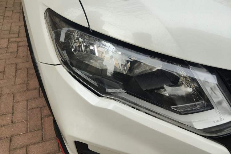 Used Nissan X-Trail 2019 2.0L CVT Smart Connect Comfort Edition 2WD Right Front Headlight