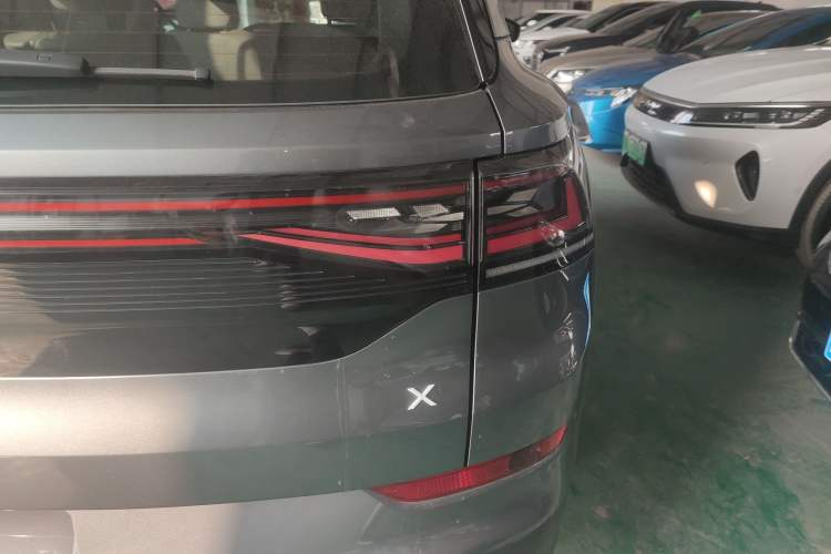 Used Volkswagen ID.6 X 2023 Ultra-Intelligent Long-Range Version