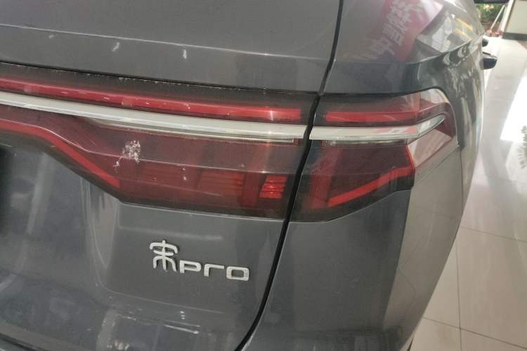 Used BYD Song Pro 2019 1.5T Automatic Luxury Model Right Rear Taillight