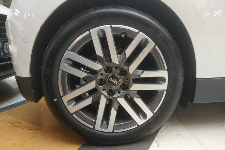 Used MINI Electric MINI COOPER 2025 Model Facelift 466km COOPER E Classic Style
