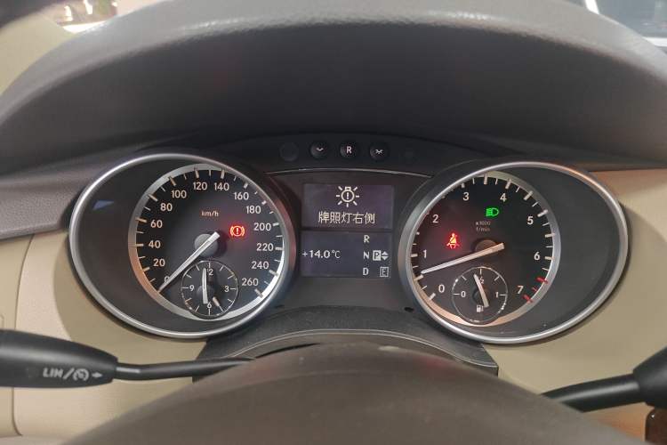 Used Mercedes-Benz R-Class 2010 R 350 L 4MATIC Instrument Cluster