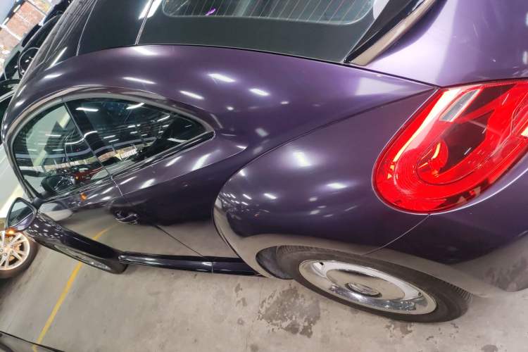 Used Volkswagen Beetle 2015 180TSI model
