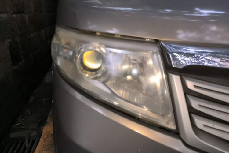 Used CHANGAN KAICHENG Star 7 2014 1.4L Base Version E14V Right Front Headlight