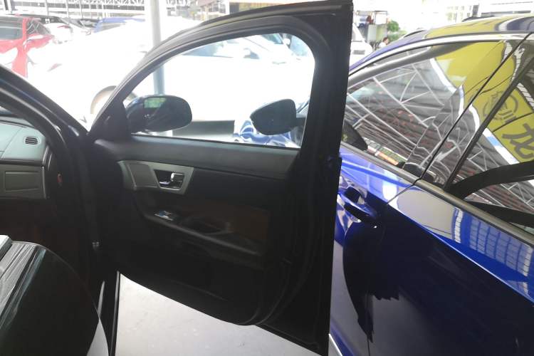 Used Jaguar XF 2015 XF 2.0T Prestige Edition