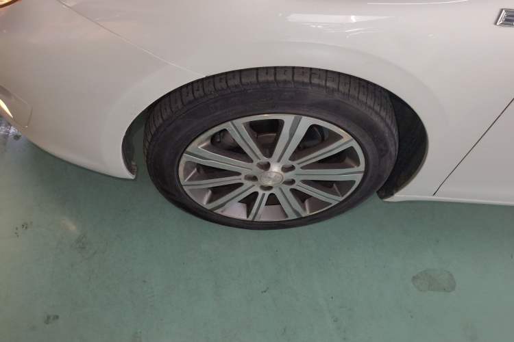 Used Peugeot 408 2015 1.2T Automatic Luxury Edition Exterior 4