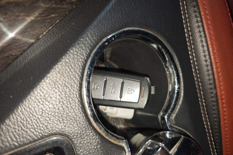 Used Zotye T600 2014 2.0T DCT Luxury Version Vehicle Key