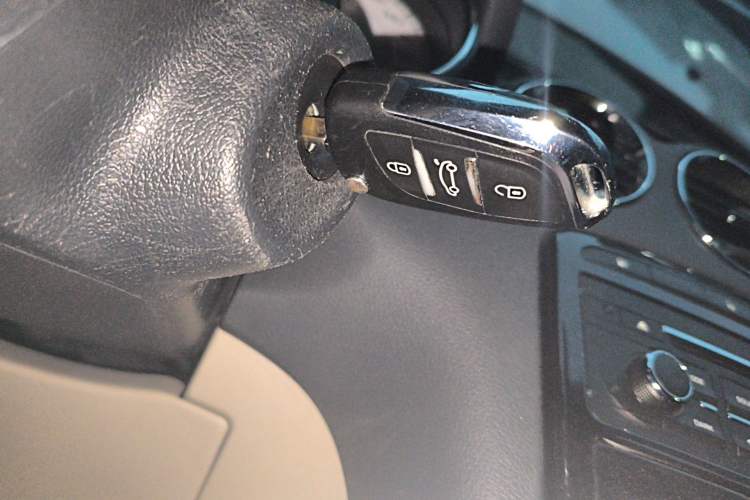 Used Peugeot 408 2013 2.0L Automatic Comfort Edition Vehicle Key