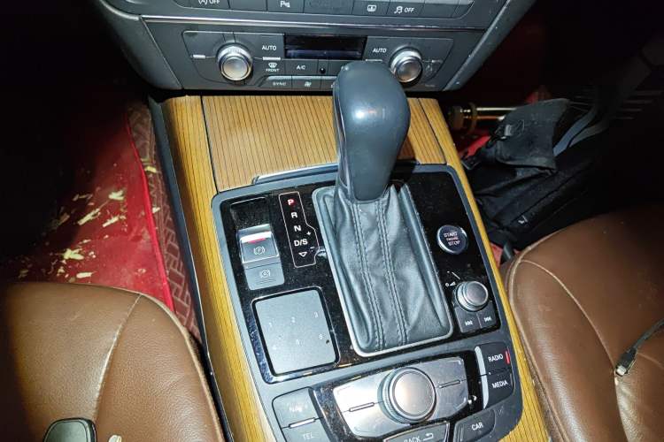 Used Audi A6L 2018 30th Anniversary Edition 30 FSI Style Model
