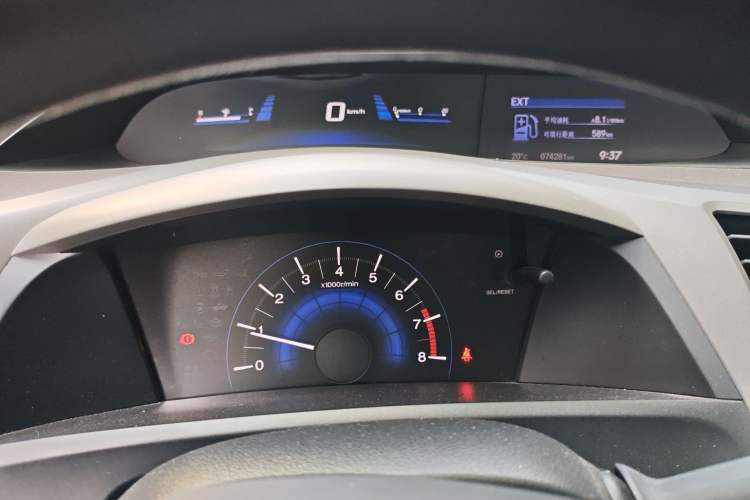 Used Honda Civic 2012 1.8L manual Comfort version
