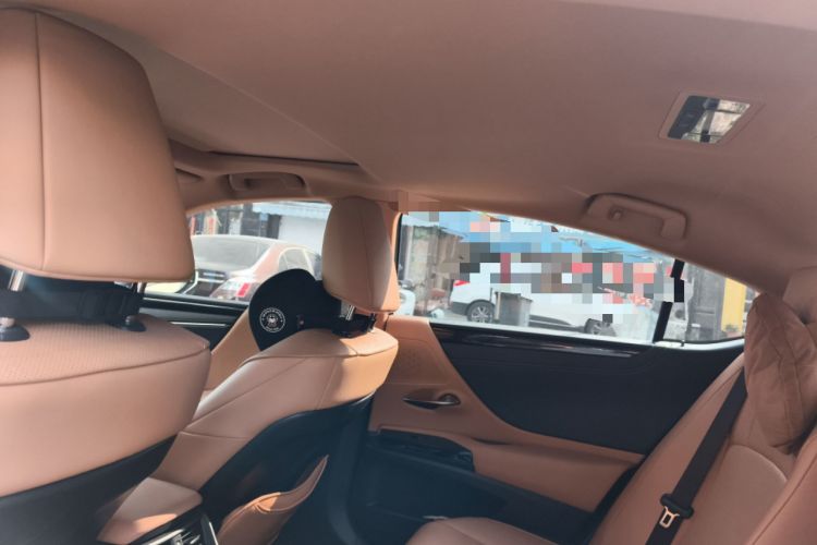 Used Lexus ES 2022 300h Excellence Edition