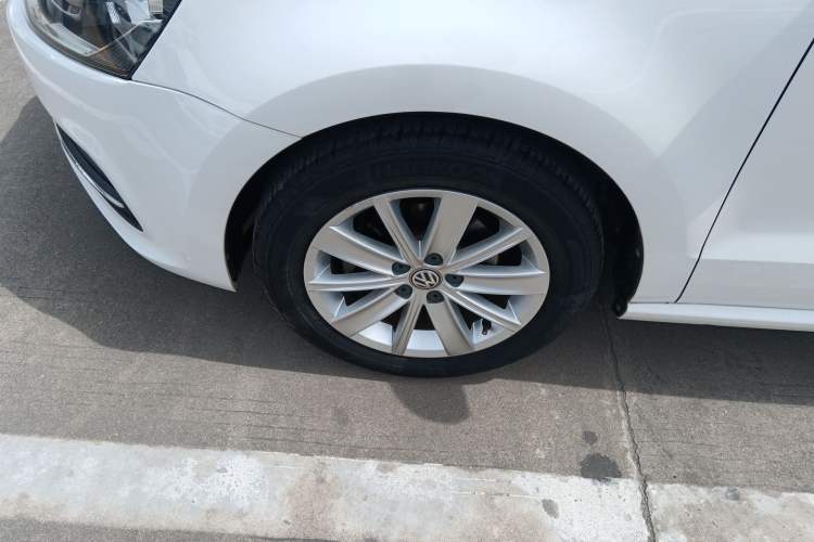 Used Volkswagen Polo 2014 1.4L Automatic Comfort Edition Exterior 4