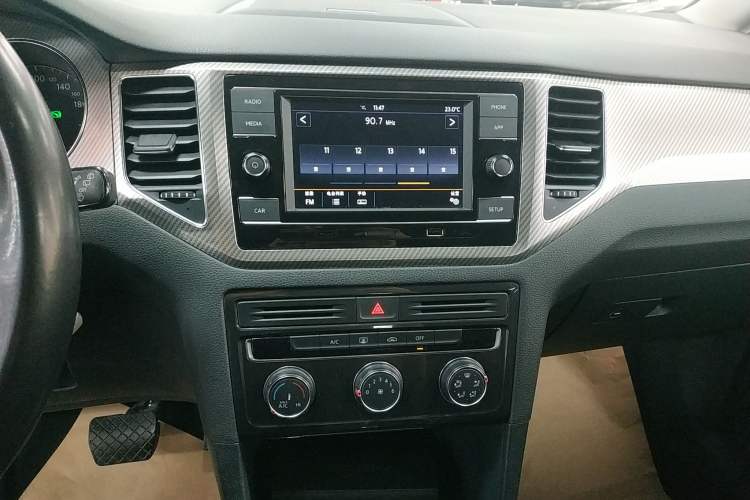 Used Volkswagen Golf Sportsvan 2019 280TSI Automatic Trendy Model China VI Standard