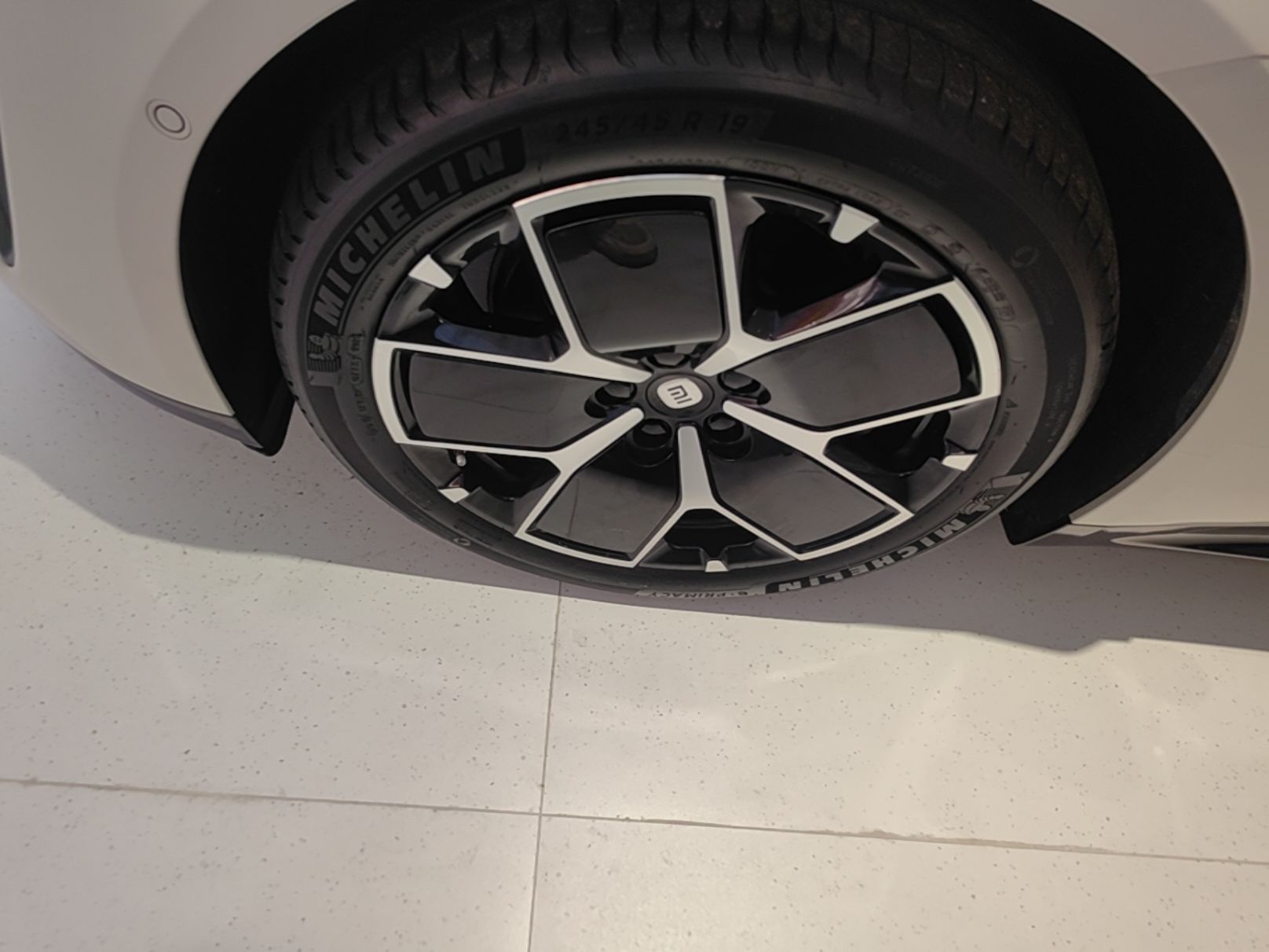 Xiaomi Auto SU7 2024 Rear-Drive Long-Range Intelligent Driving Version — снимка 10