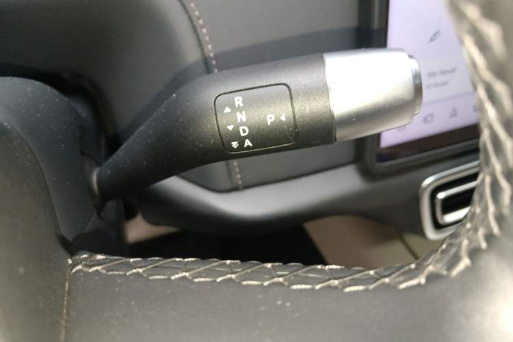 Used Li Auto L8 2023 Air model
