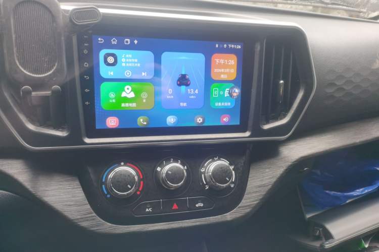 Used Chana Ruixing EM80 2025 Passenger Version Comfort Edition 6-Seater 300 km Dual-Swing Doors