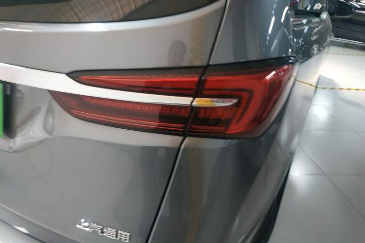 Used Buick GL8 2020 Land Business Class 652T Luxury Model
