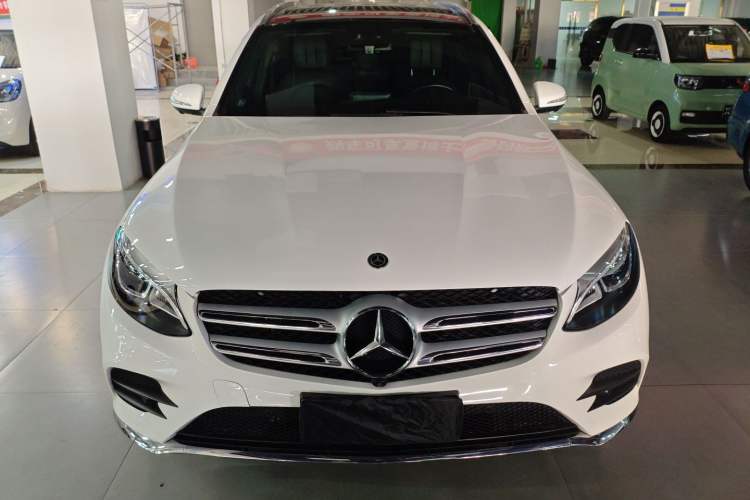 Used Mercedes-Benz GLC 2019 Facelift GLC 260 L 4MATIC Luxury Model

