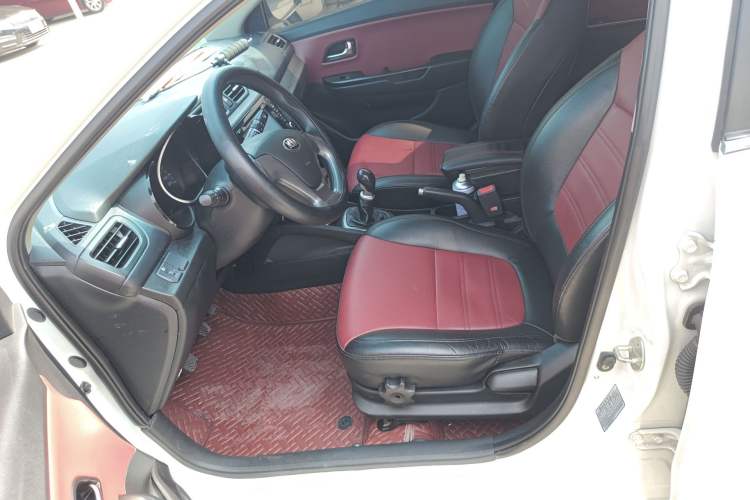 Used Kia K2 2015 Hatchback 1.4L MT GLS Cool Edition