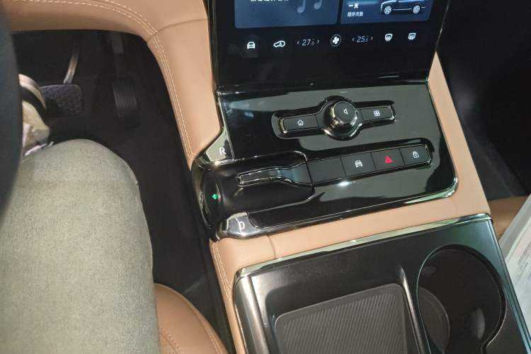 Used Nio ES8 2020 415 km Range 6-Seater Version
