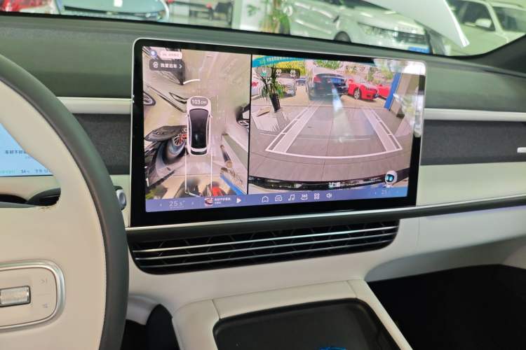 Used XPeng G6 2023 580 Long-Range Pro Audio And AC Panel