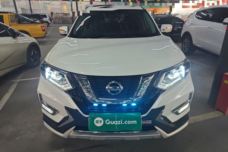 Used Nissan X-Trail 2023 Classic 2.0L Two-Wheel Drive Smart Connect Premium Edition
