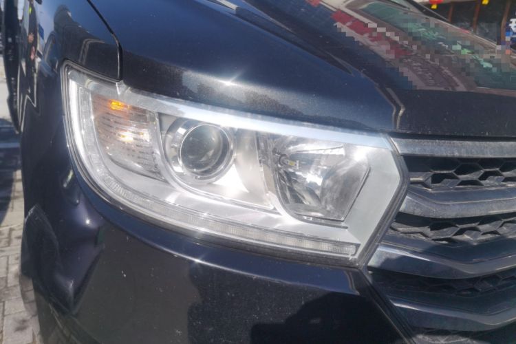 Used JAC Refine M3 2016 IKEA Edition 1.6L Luxury Smart Model