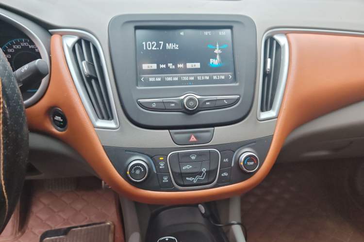 Used Chevrolet Malibu XL 2016 1.5T Dual-Clutch Enjoyment Edition Audio And AC Panel