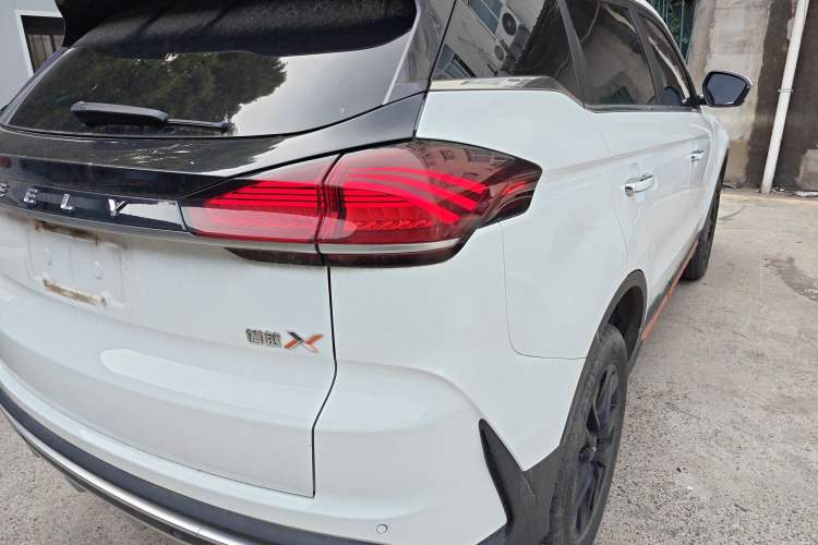 Used Geely Auto Emgrand X7 Sport 2022 Boyue X 1.8TD DCT Smart Model
